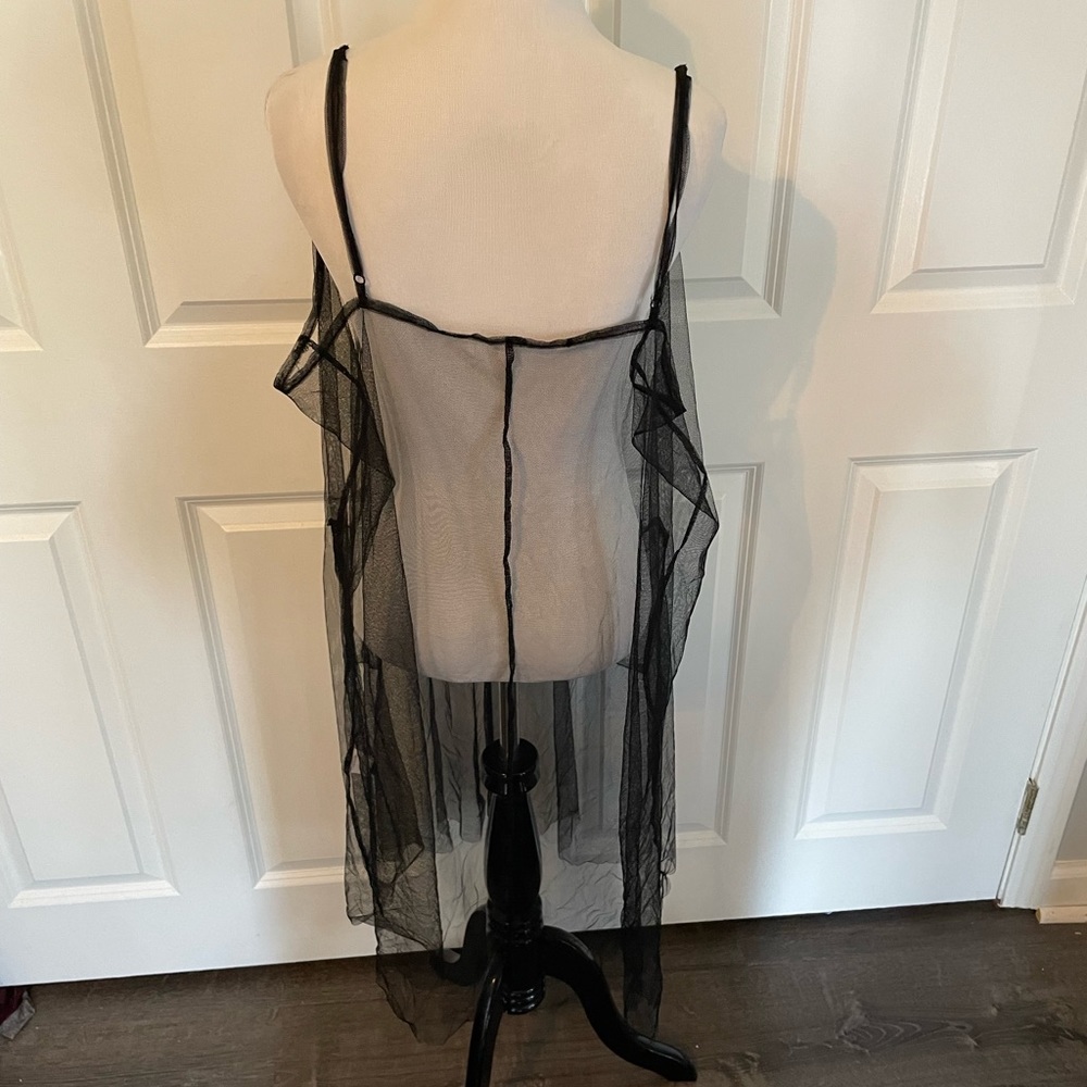 Shein curve mesh coverup - Picture 3 of 7